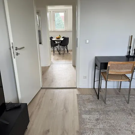 Modernes Apartment Muelheim - Freie Parkplaetze, Smart-Tv, Wlan, Naehe Messe Essen & Duesseldorf Mülheim an der Ruhr