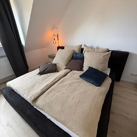 Modernes Muelheim - Freie Parkplaetze, Smart-tv, Wlan, Naehe Messe Essen & Duesseldorf * ミュルハイム・アン・デア・ルール